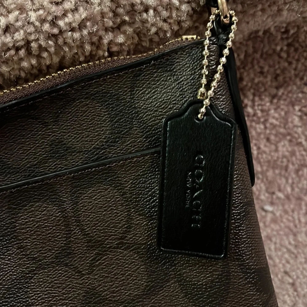 Coach Brown Signature Crossbody Bag with Black Strap - Picture 2 of 7